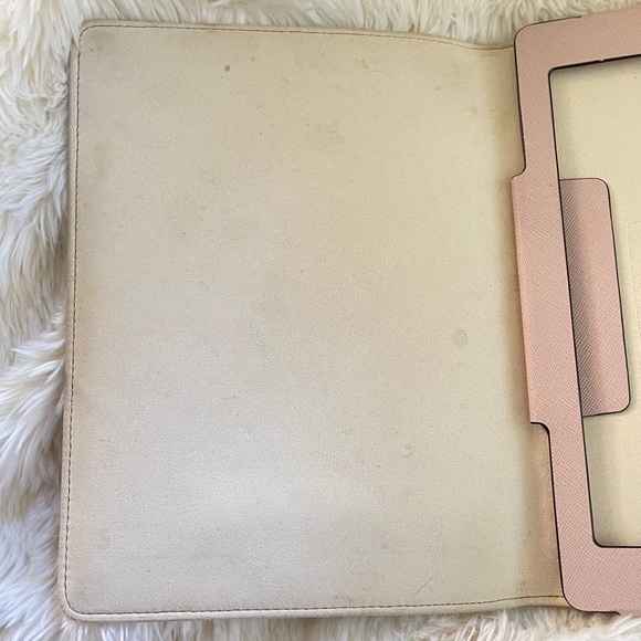 Micheal Kora iPad Air case - Picture 7 of 12